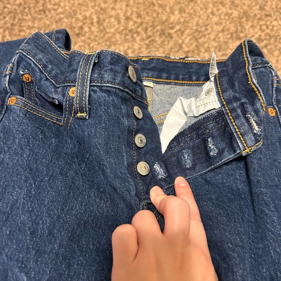 Levi’s - Picture 4 of 4